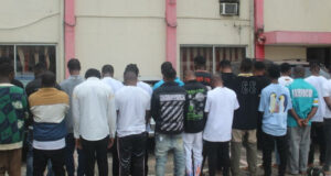 EFCC arrests 22 yahoo boys in Asaba