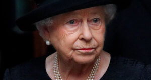 FG orders flags to fly at half-mast to honour Queen Elizabeth