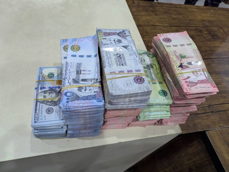EFCC commences investigations of suspect found with $73,000, £15,957 & 827,800 at Kano airport